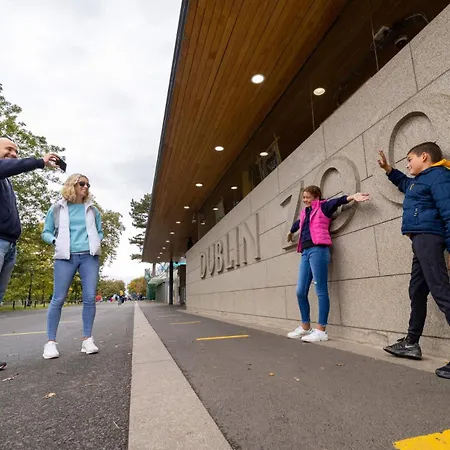 Maldron Smithfield Hotel 4*