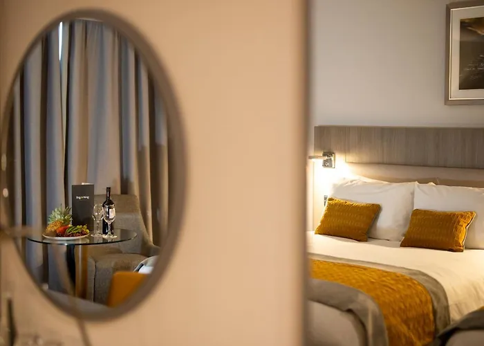 Maldron Smithfield Hotel 4*