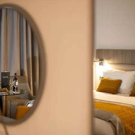 Maldron Smithfield Hotel 4*