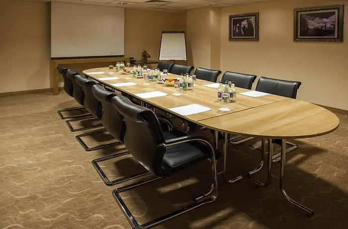 ホテル Maldron Smithfield 4*