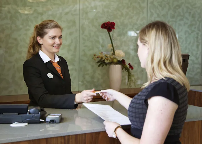 ホテル Maldron Smithfield 4*